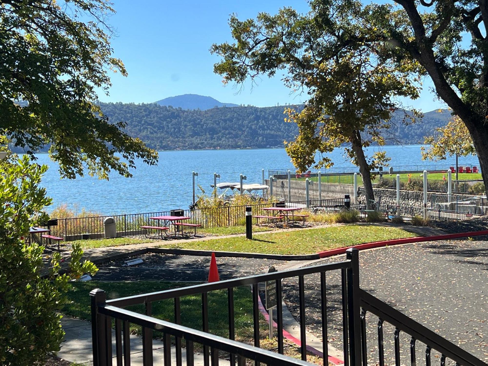 Clear Lake Cottages & Marina Clearlake Dış mekan fotoğraf